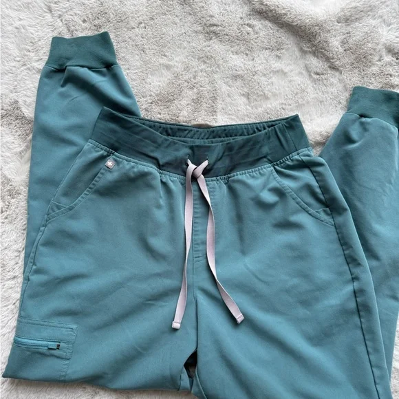 Figs Teal Women's scrub set - Picture 3 of 7